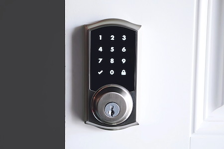 How to prepare your home locks before fall and winter